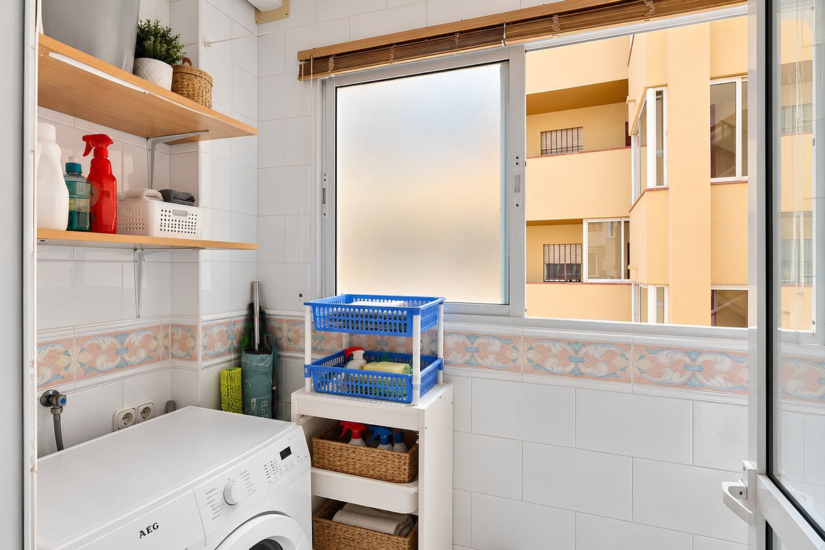 3 Bed Middle Floor Apartment in Fuengirola