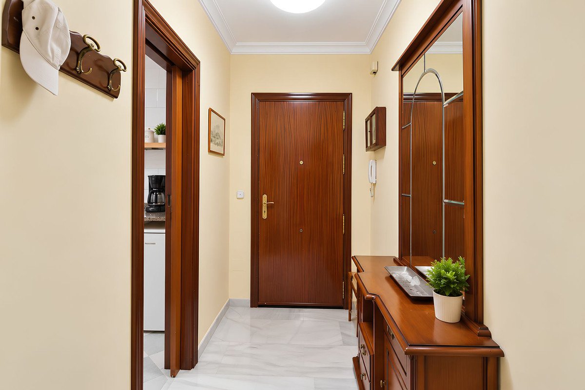 3 Bed Middle Floor Apartment in Fuengirola