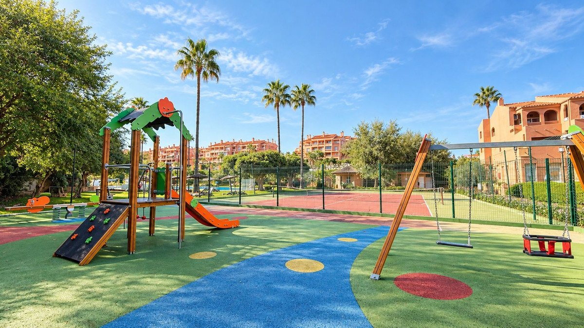 2 Bed Townhouse in El Faro