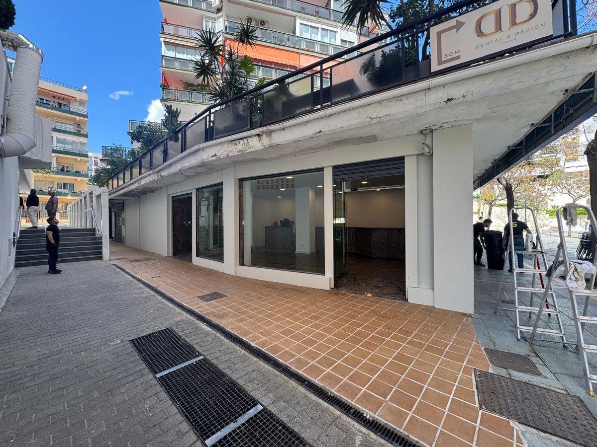 1 Bed Commercial Premises in Marbella