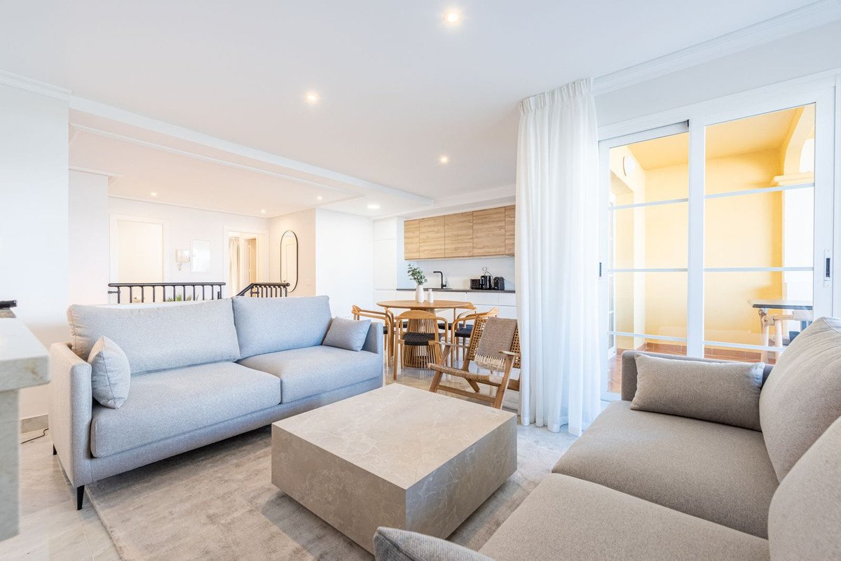 3 Bed Duplex in Nueva Andalucía