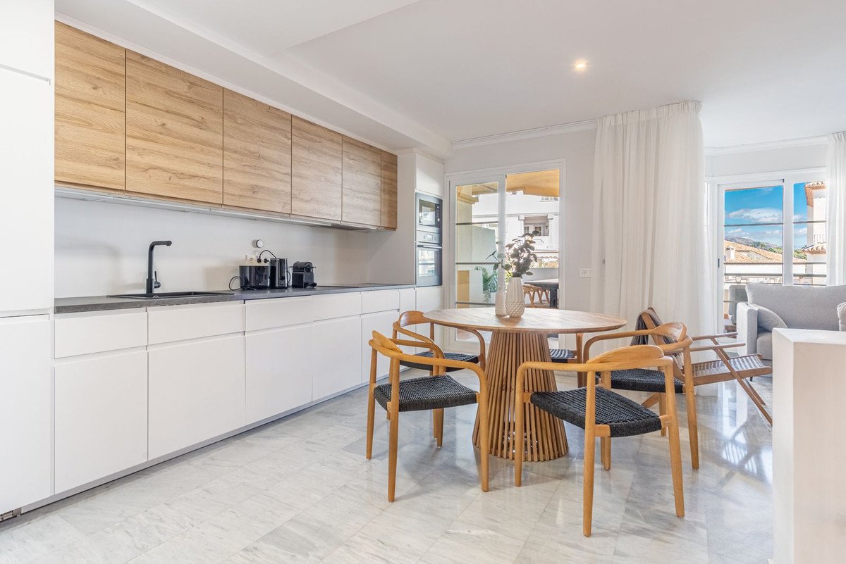 3 Bed Duplex in Nueva Andalucía
