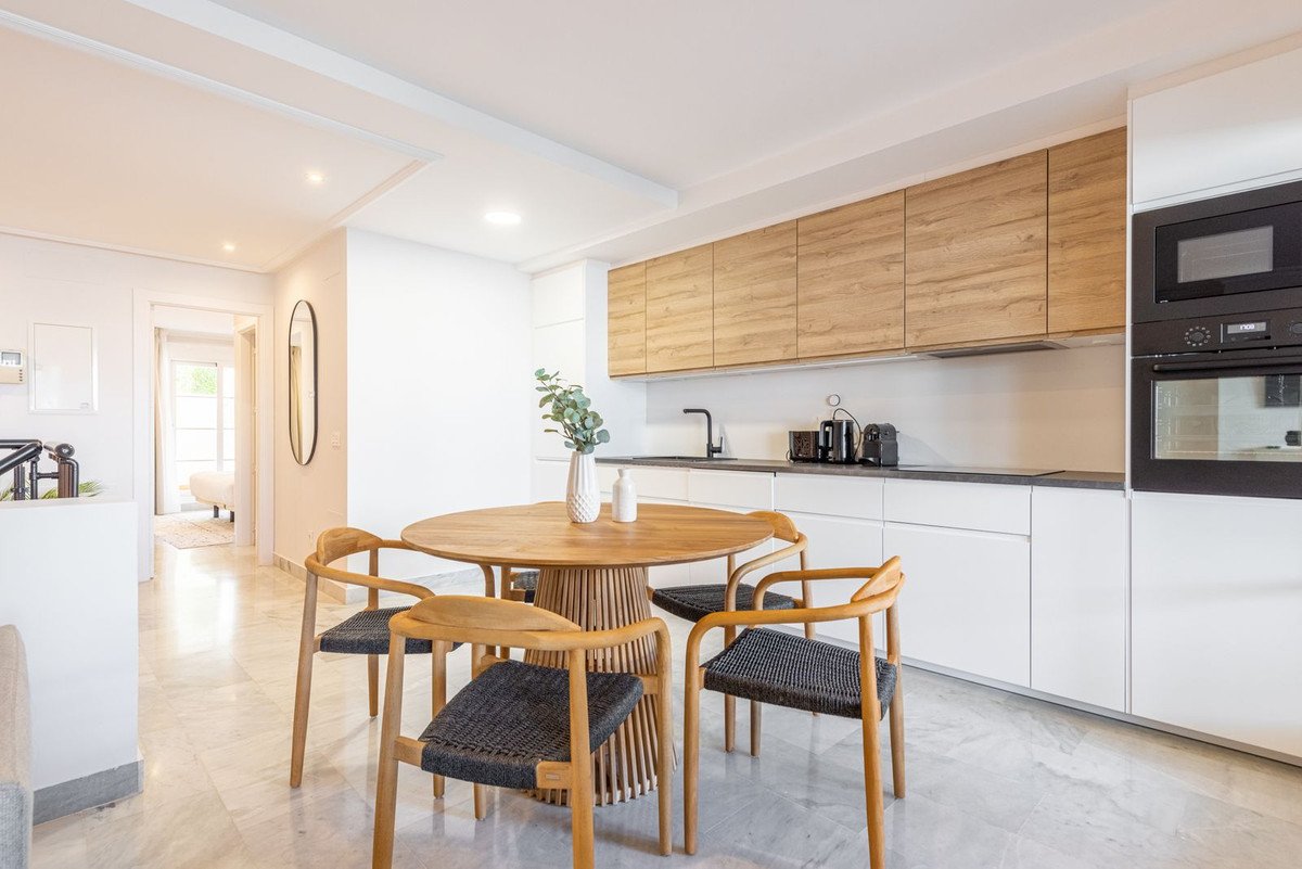 3 Bed Duplex in Nueva Andalucía
