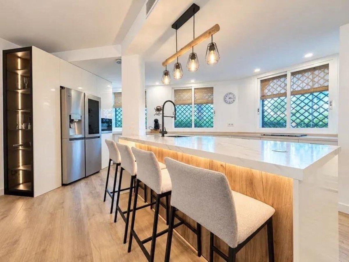 4 Bed Townhouse in Nueva Andalucía