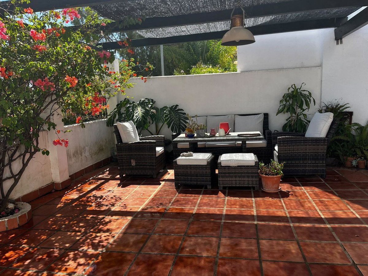 4 Bed Townhouse in Nueva Andalucía