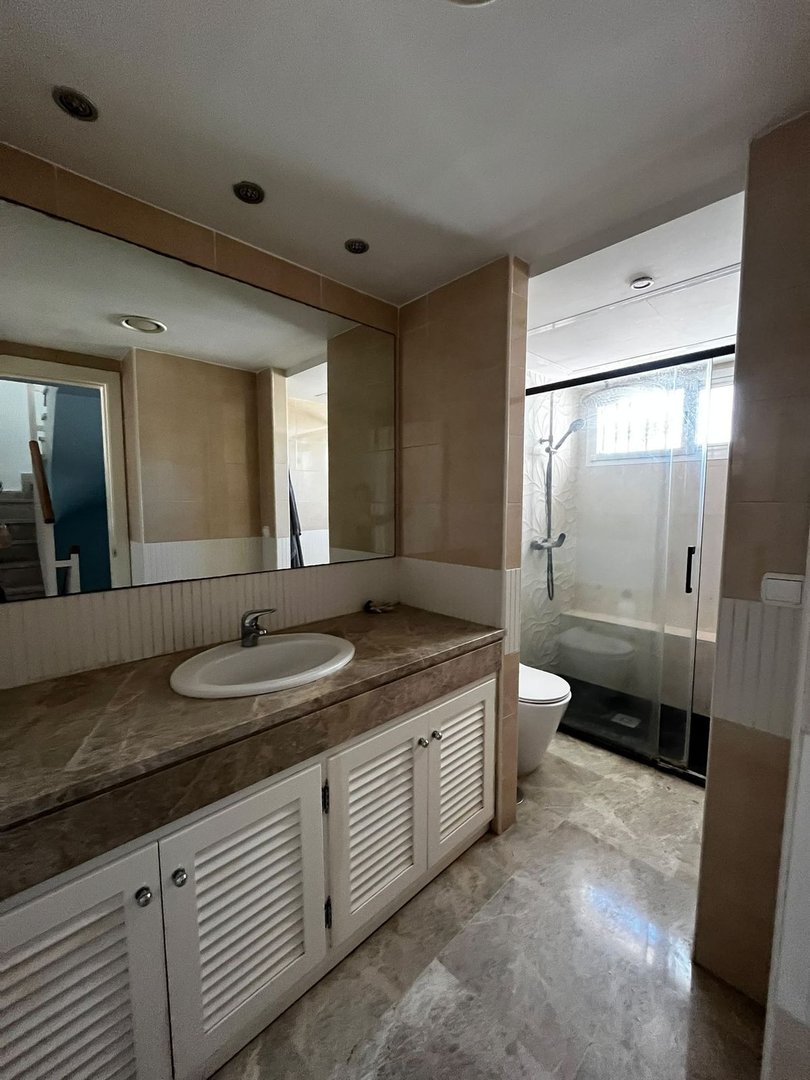 4 Bed Townhouse in Nueva Andalucía