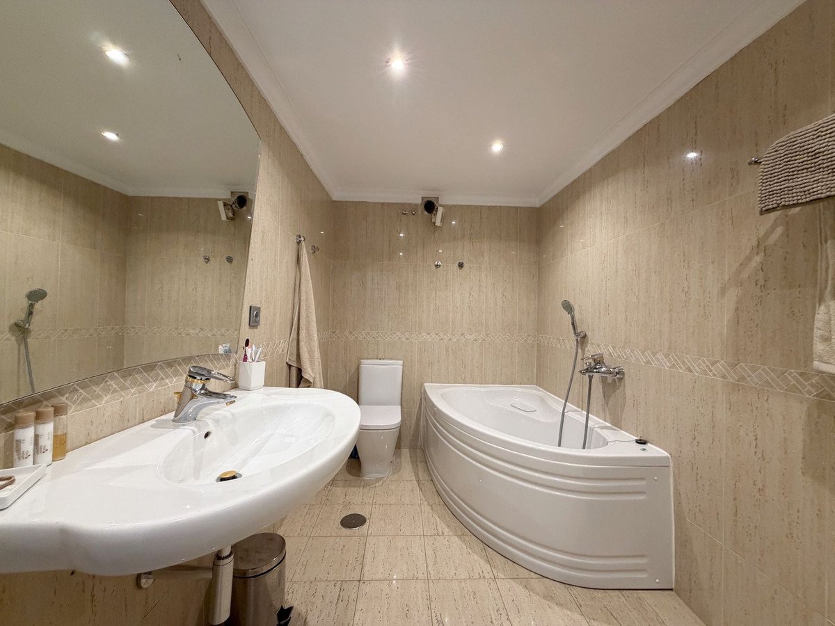 3 Bed Townhouse in Marbella