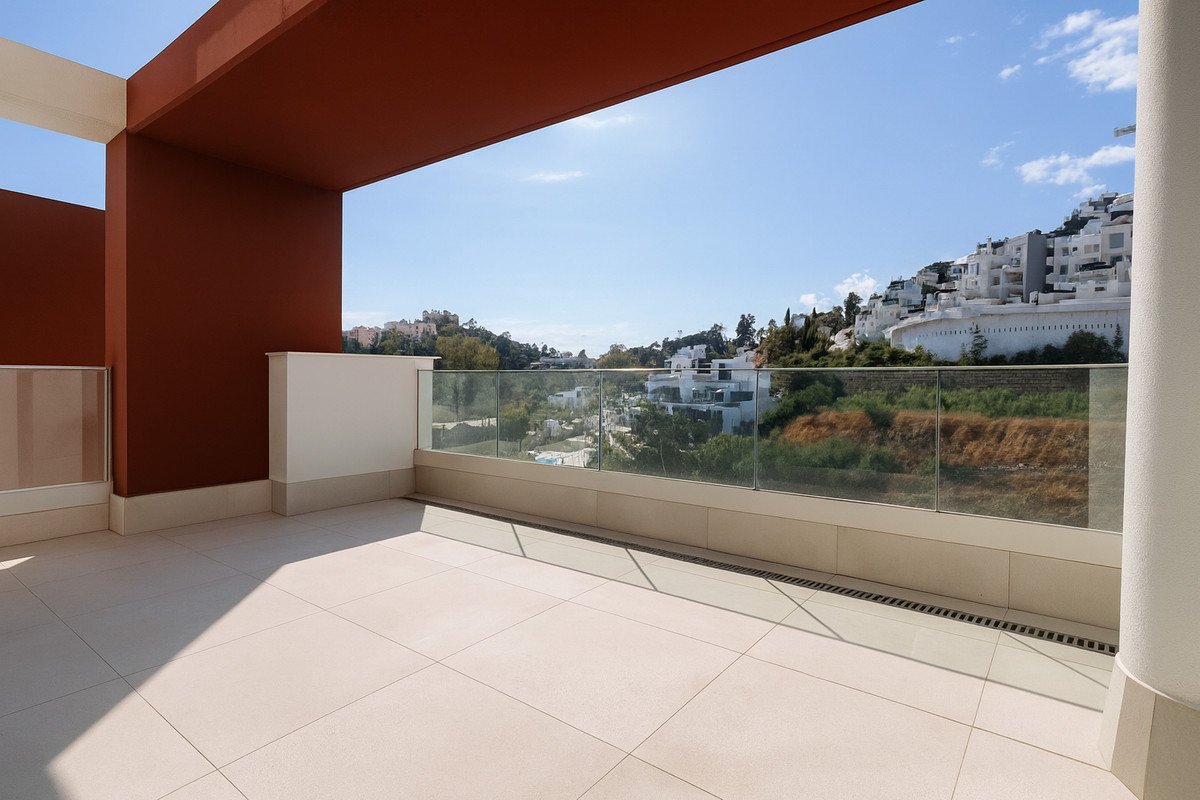 3 Bed Penthouse Duplex in La Quinta