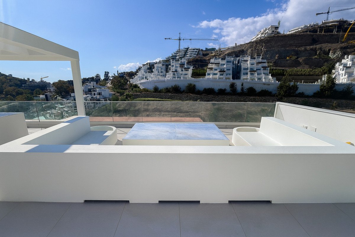 3 Bed Penthouse Duplex in La Quinta