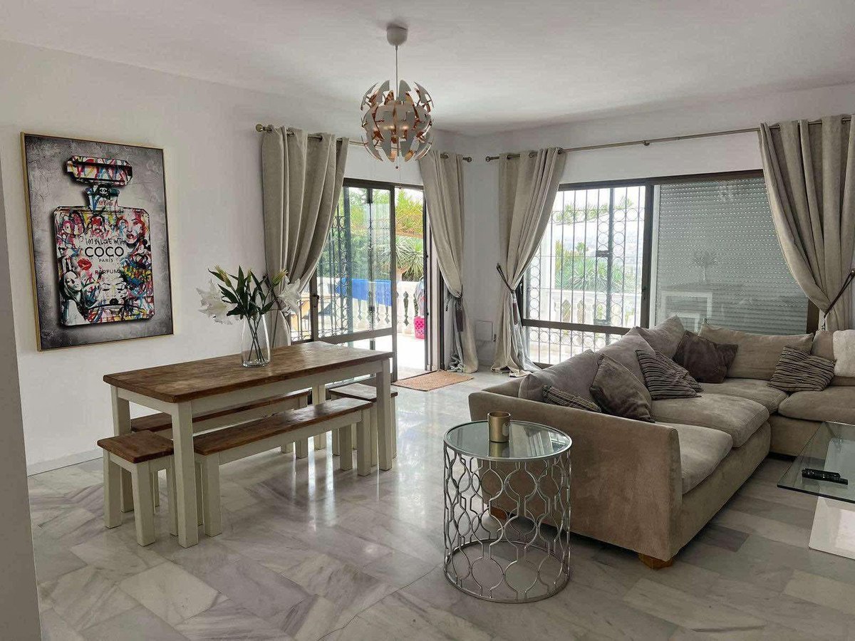 6 Bed Detached Villa in Mijas