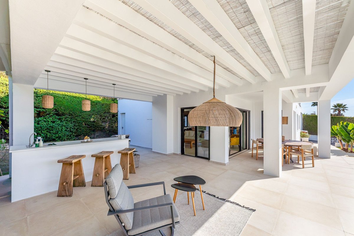 4 Bed Detached Villa in Calahonda