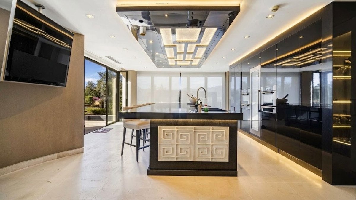 9 Bed Detached Villa in La Zagaleta