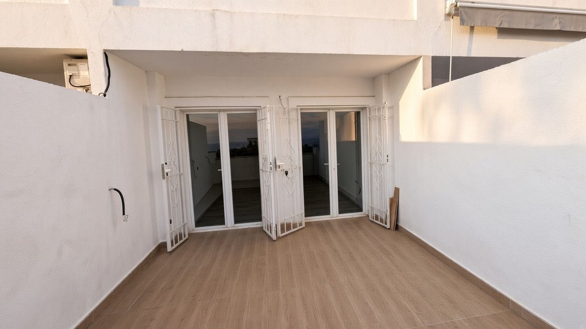 1 Bed Penthouse Duplex in Estepona