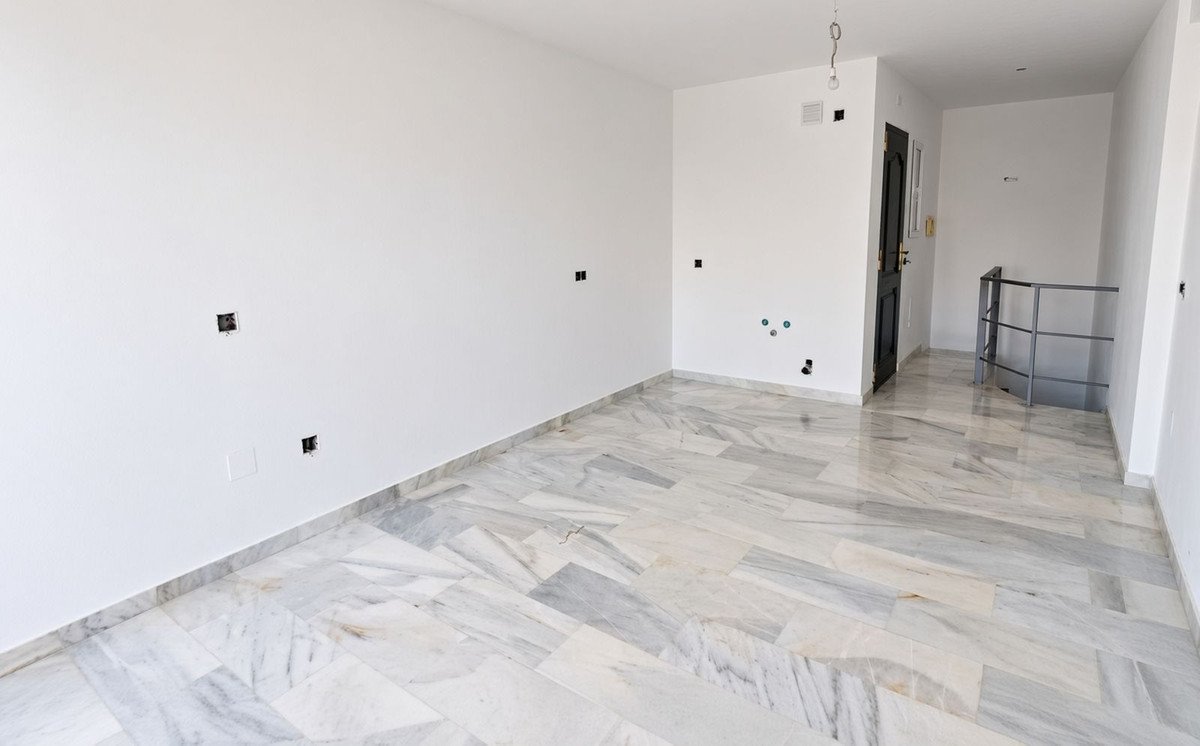 1 Bed Penthouse Duplex in Estepona