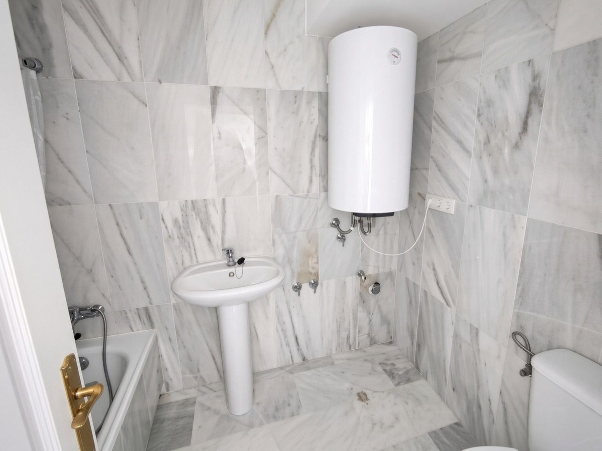 1 Bed Penthouse Duplex in Estepona