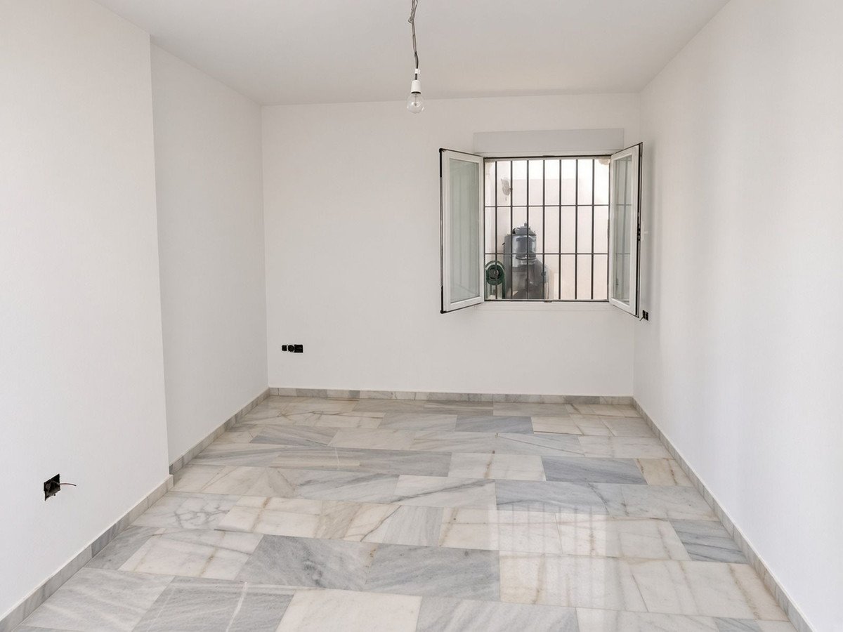 1 Bed Penthouse Duplex in Estepona