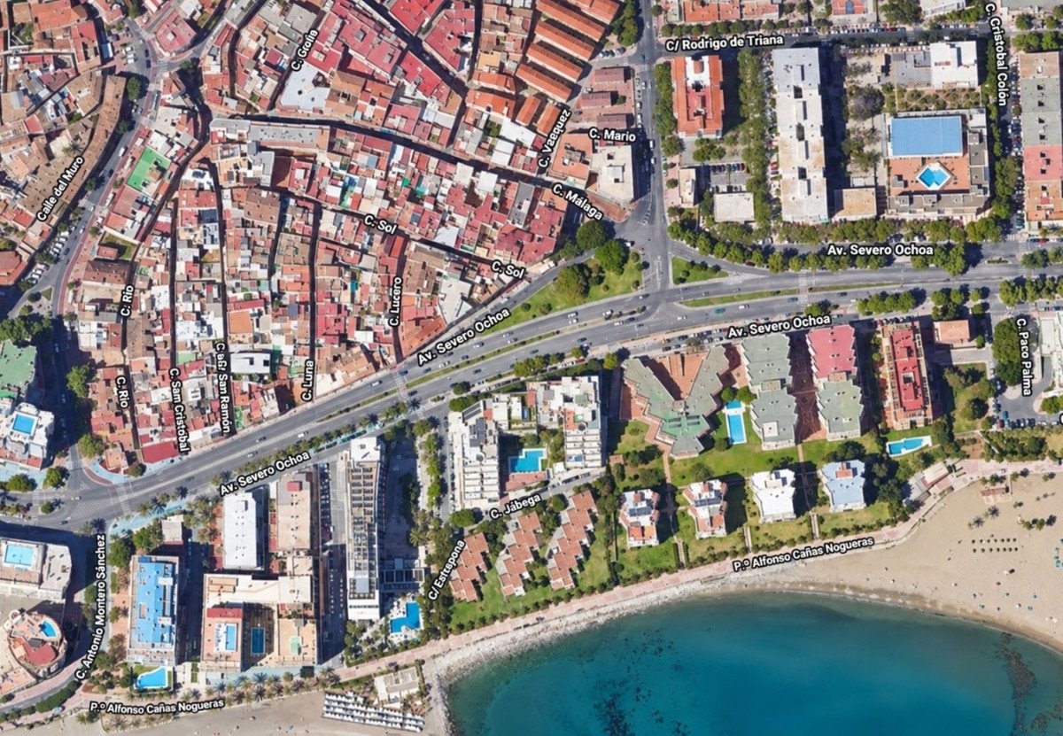 4 Bed Commercial in Marbella