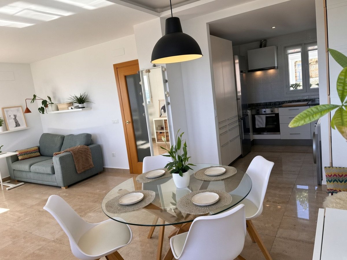 3 Bed Penthouse Duplex in La Duquesa