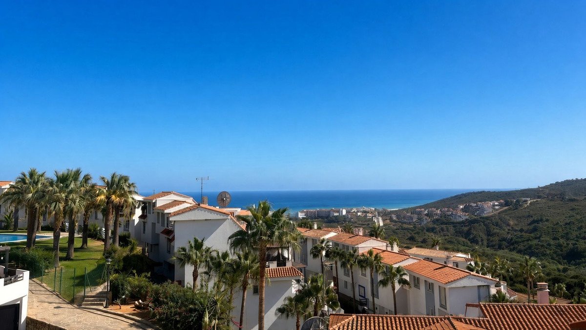 3 Bed Penthouse Duplex in La Duquesa
