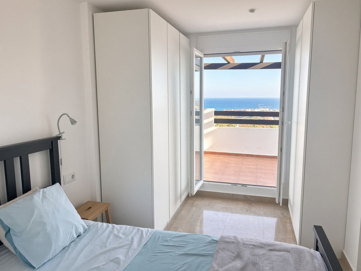 3 Bed Penthouse Duplex in La Duquesa