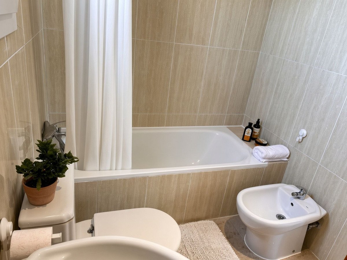3 Bed Penthouse Duplex in La Duquesa