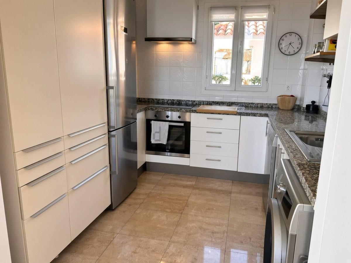 3 Bed Penthouse Duplex in La Duquesa