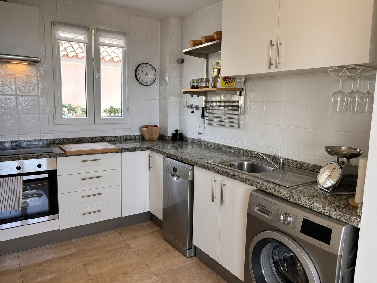 3 Bed Penthouse Duplex in La Duquesa