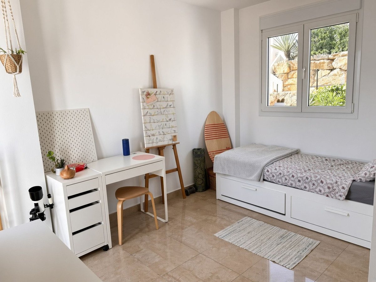 3 Bed Penthouse Duplex in La Duquesa