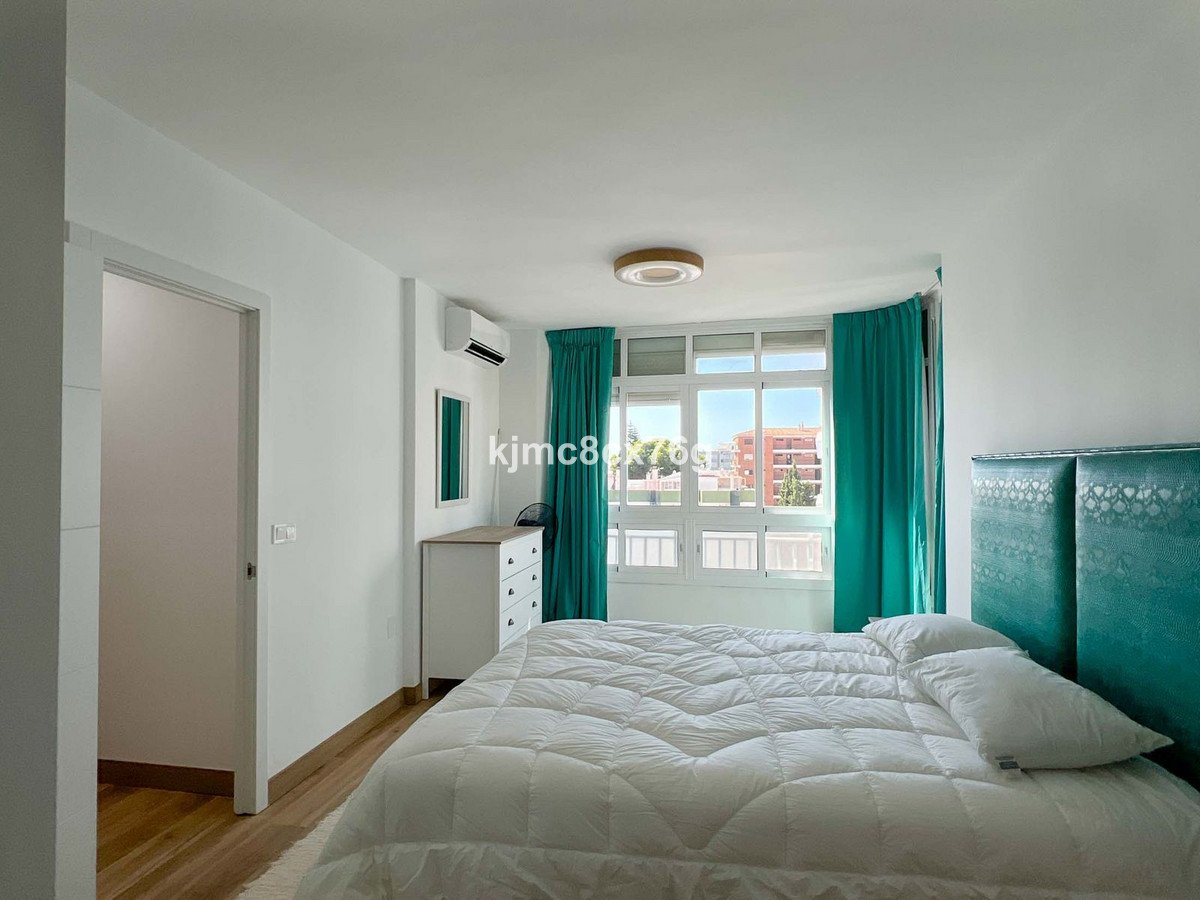 2 Bed Middle Floor Apartment in Torremolinos