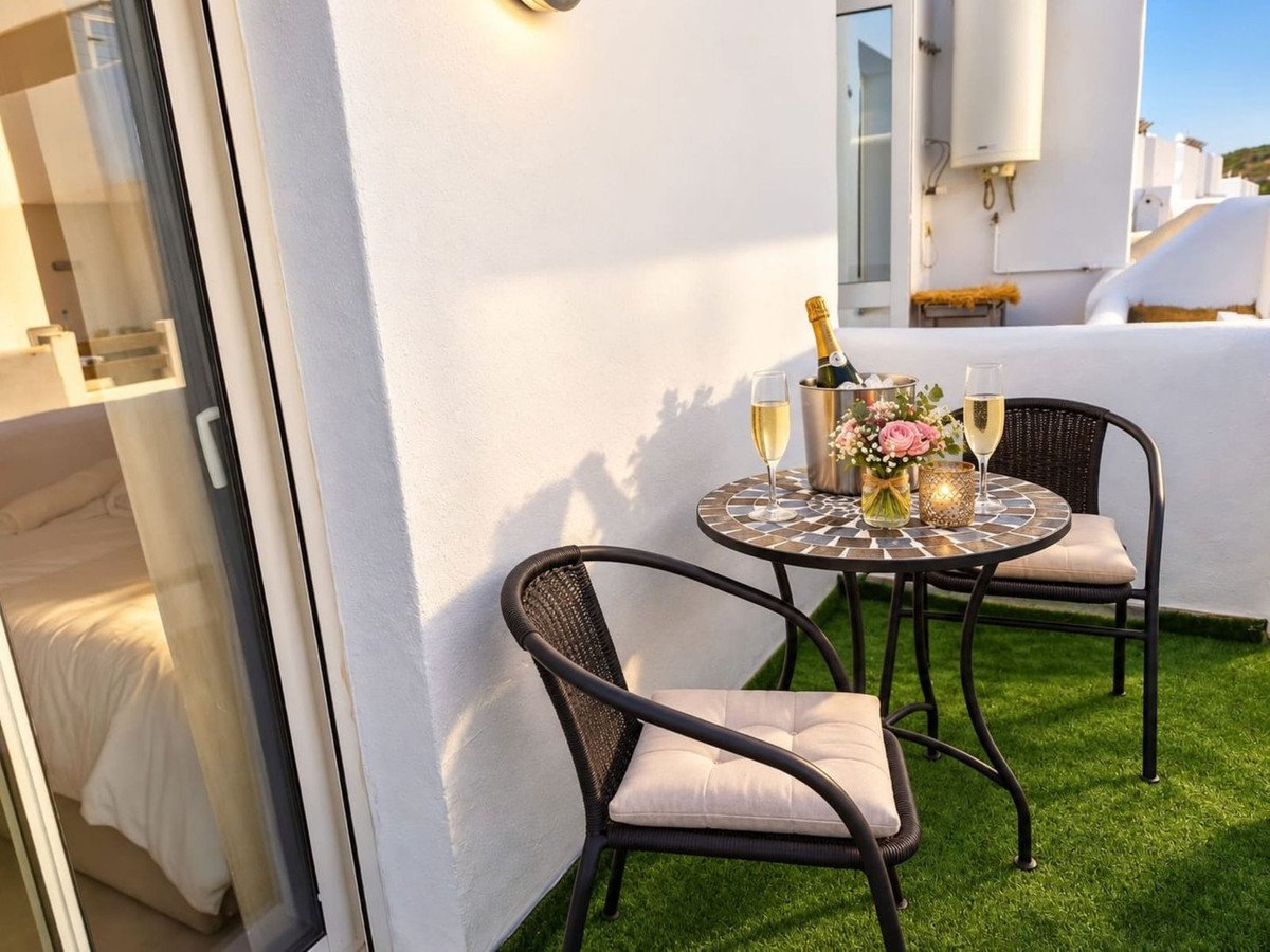 2 Bed Penthouse in Estepona