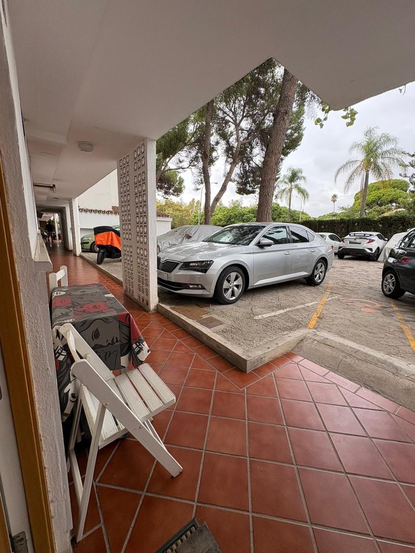 2 Bed Ground Floor Apartment in Marbella