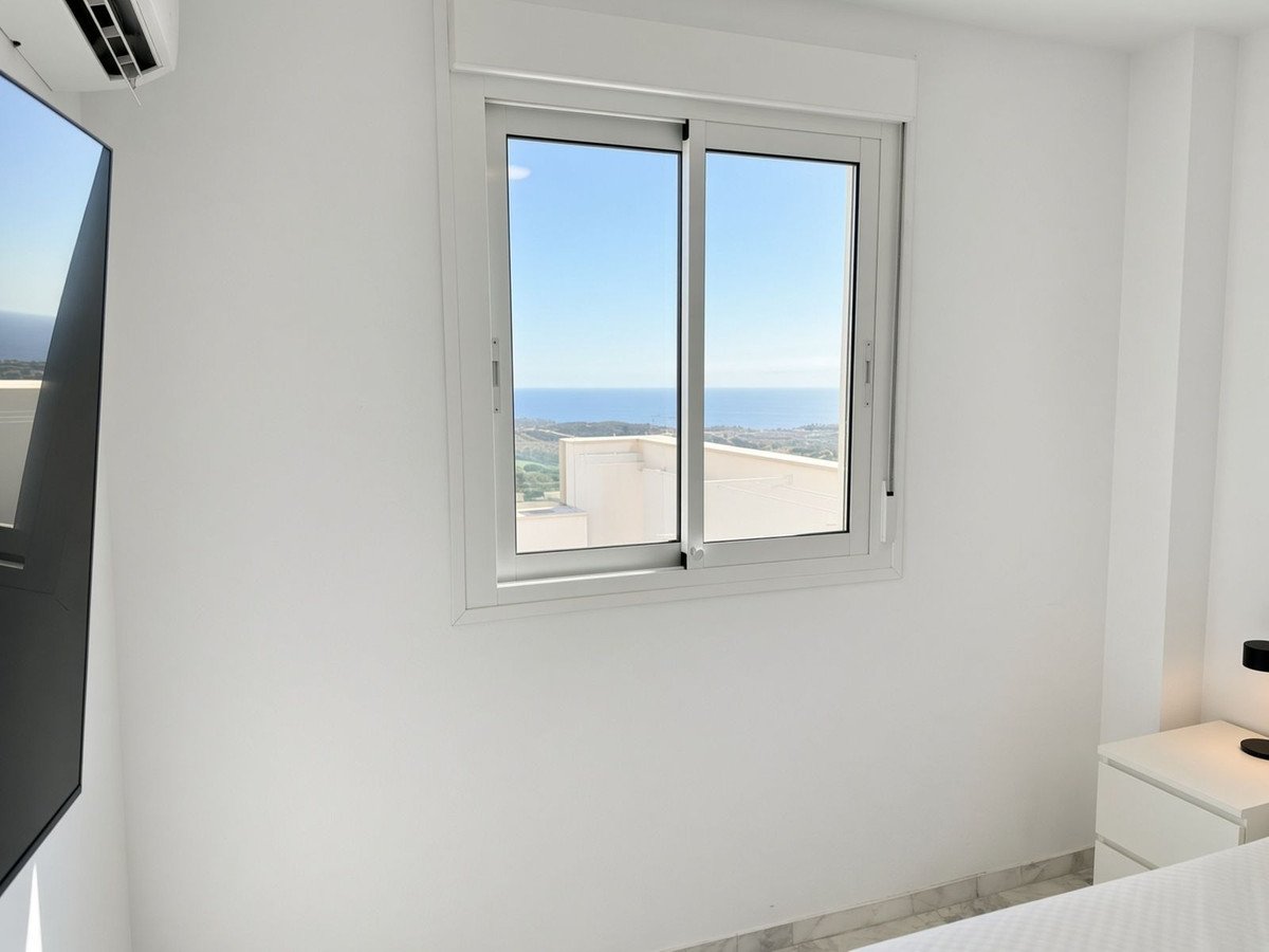 3 Bed Penthouse Duplex in Doña Julia
