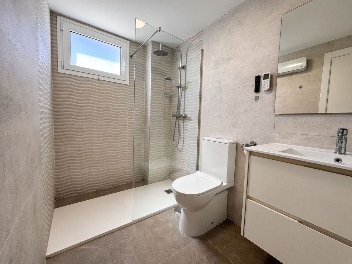3 Bed Penthouse Duplex in Doña Julia