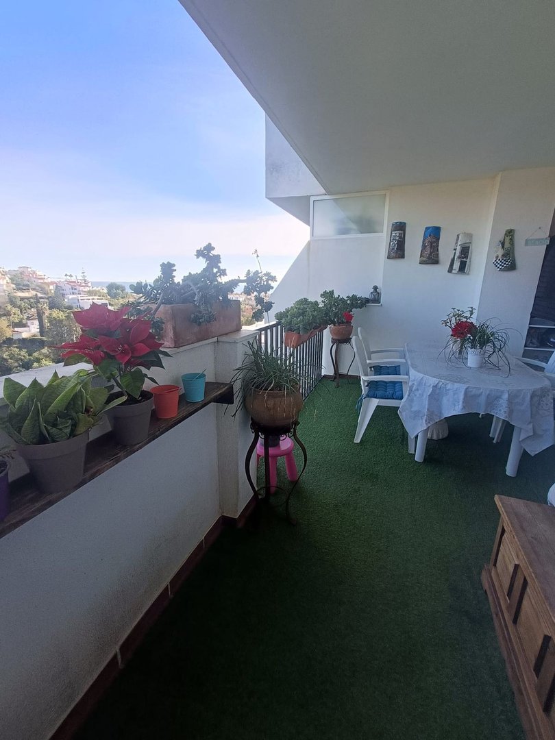3 Bed Middle Floor Apartment in Miraflores