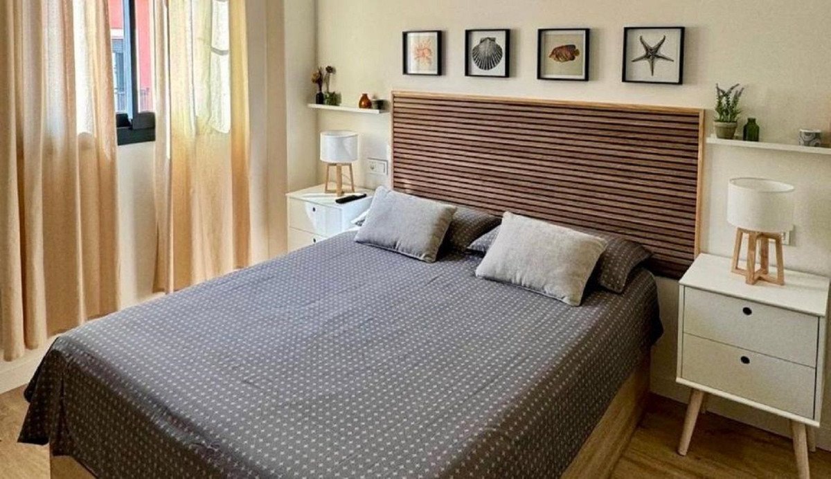 2 Bed Middle Floor Apartment in Los Boliches