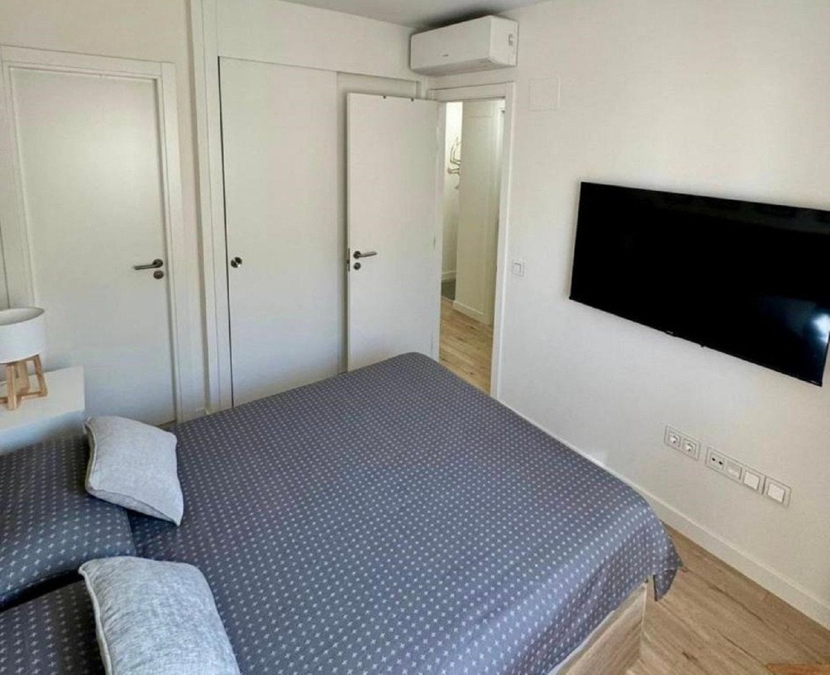2 Bed Middle Floor Apartment in Los Boliches