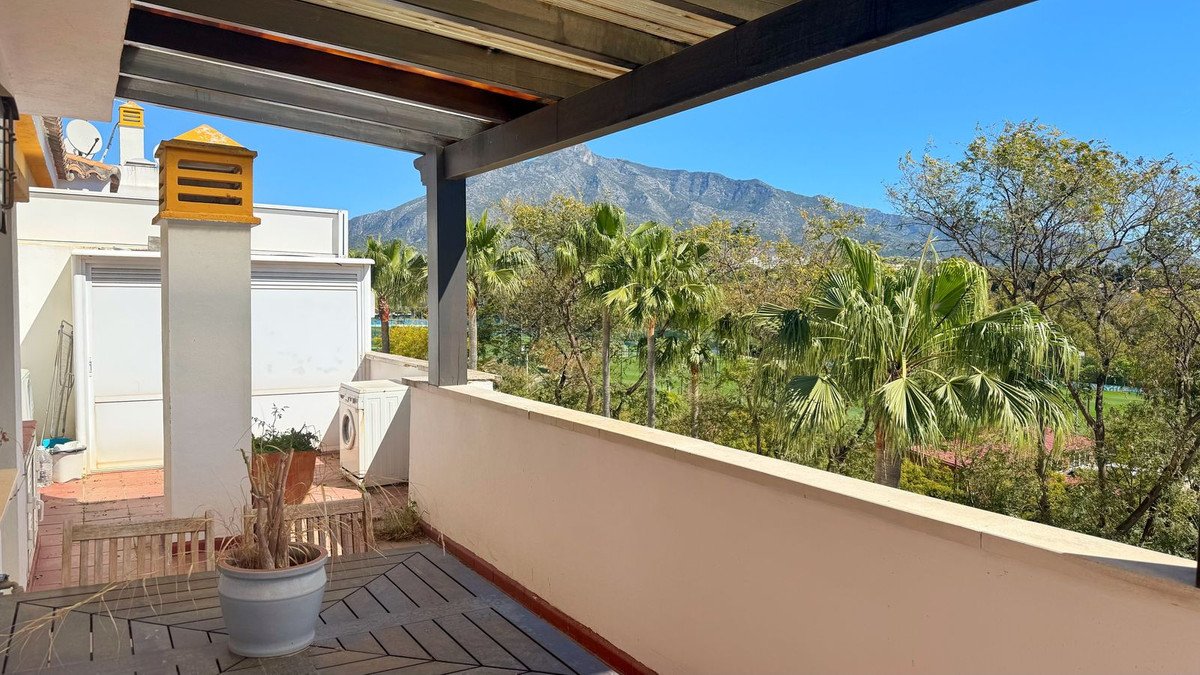 2 Bed Penthouse in Marbella