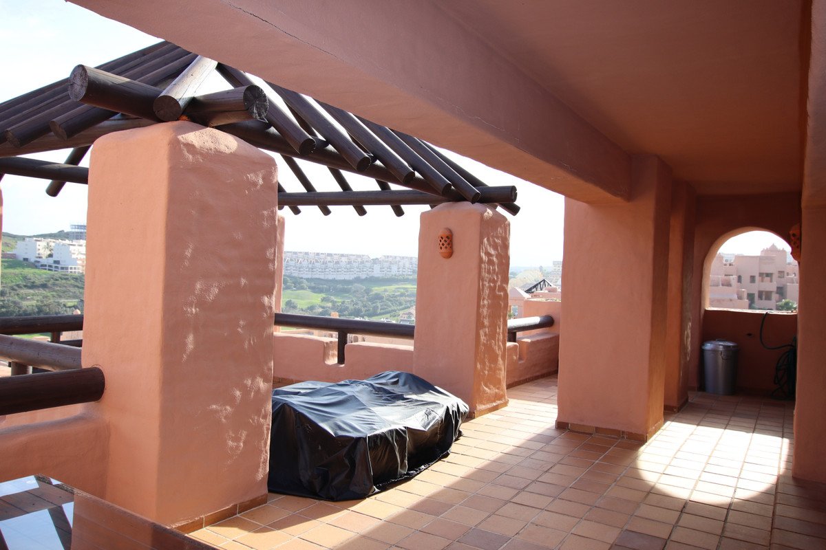 3 Bed Penthouse in La Duquesa