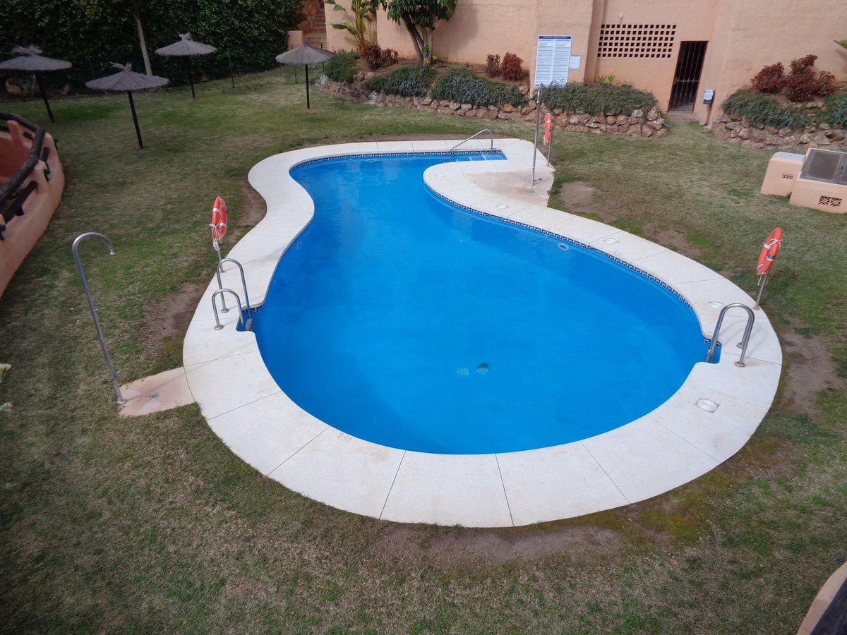3 Bed Penthouse in La Duquesa