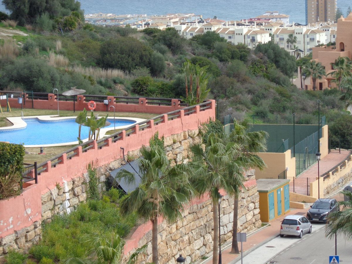 3 Bed Penthouse in La Duquesa