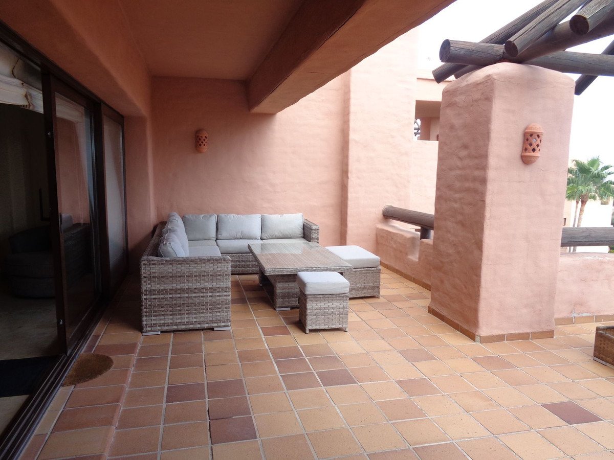 3 Bed Penthouse in La Duquesa