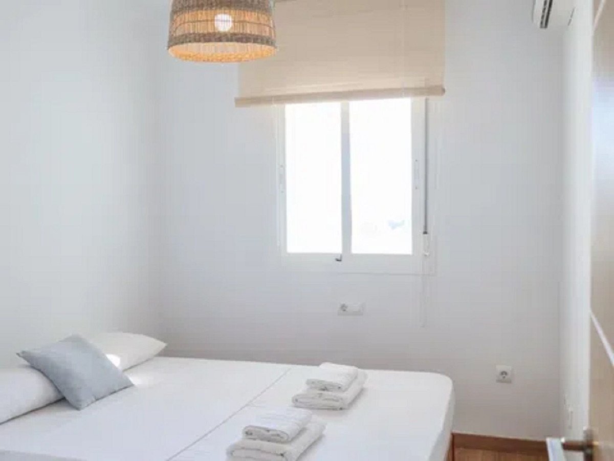 3 Bed Middle Floor Apartment in El Pinillo