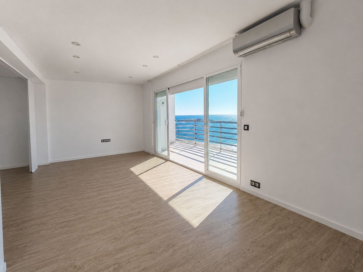 1 Bed Middle Floor Apartment in Marbella