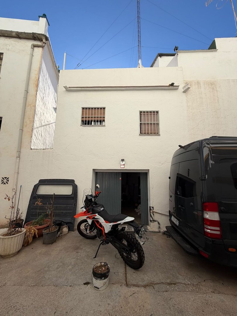 2 Bed Semi-Detached House in Marbella