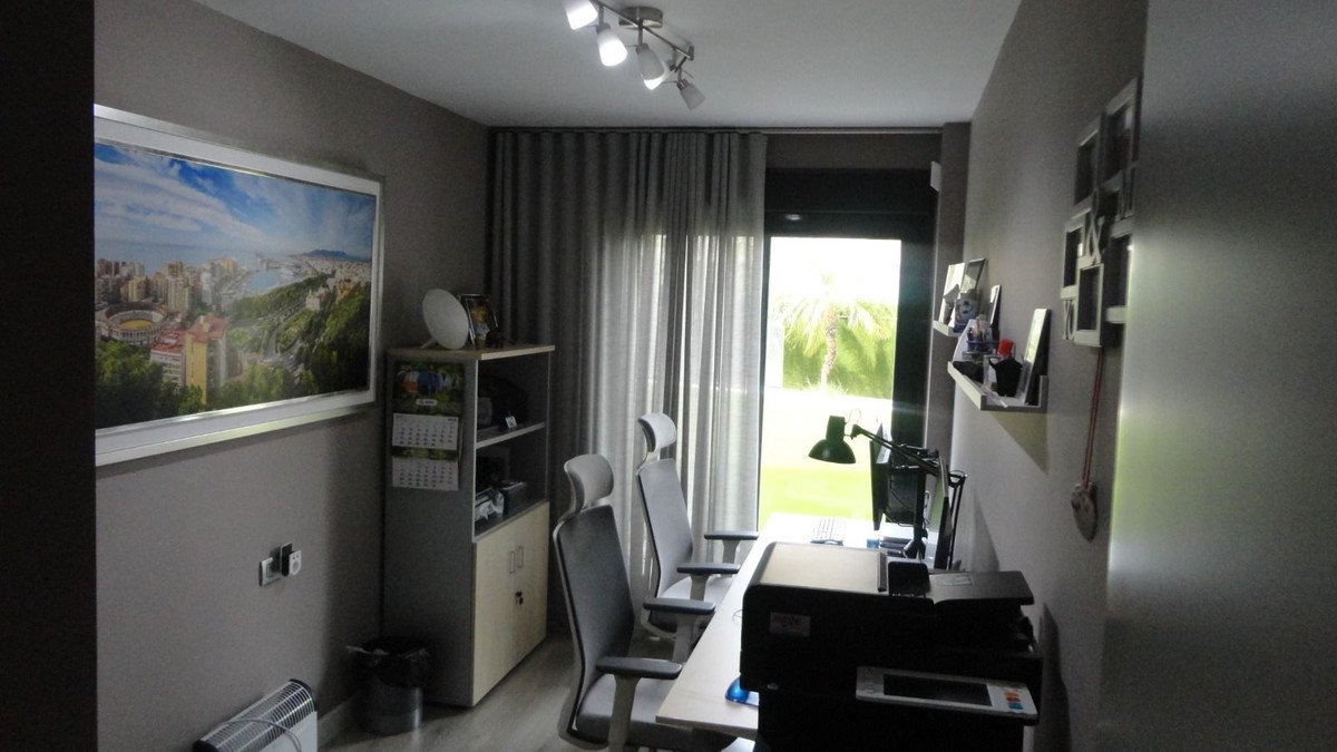 3 Bed Ground Floor Apartment in Torremolinos