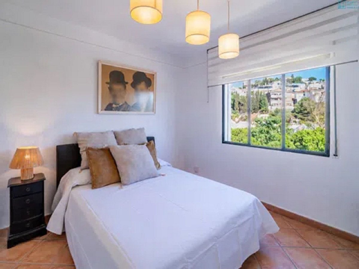 4 Bed Detached Villa in Málaga Este