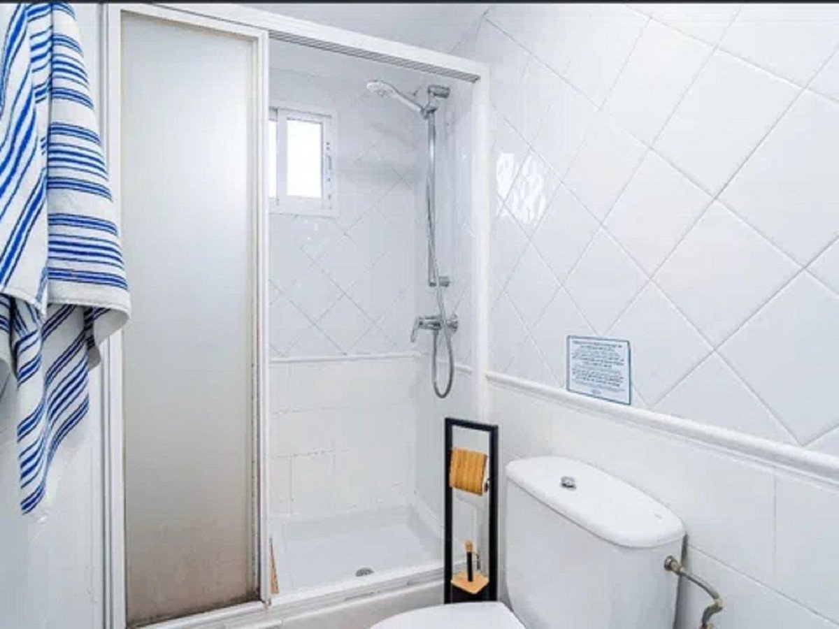 4 Bed Detached Villa in Málaga Este