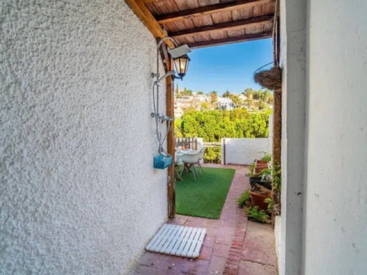 4 Bed Detached Villa in Málaga Este
