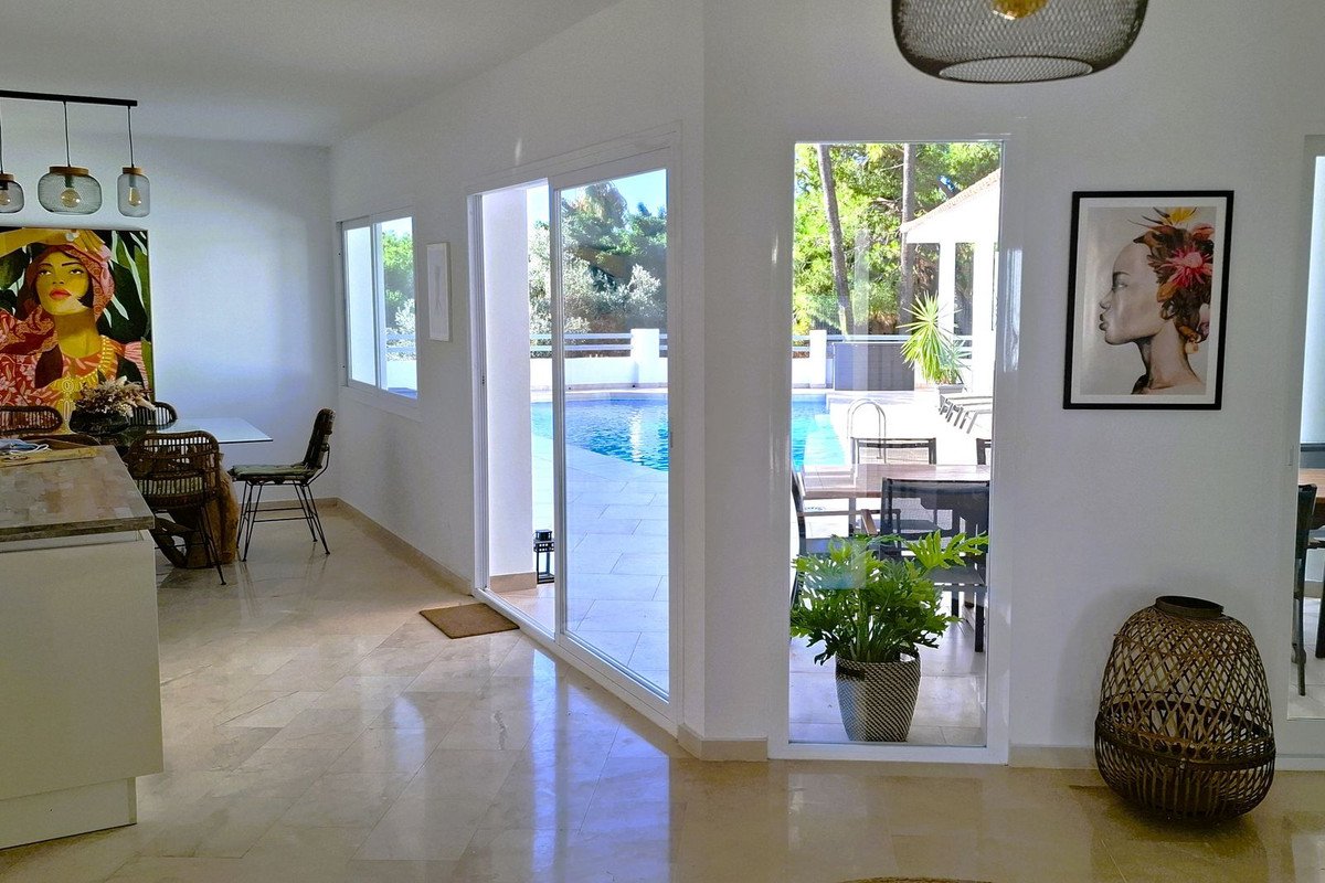 5 Bed Detached Villa in Mijas Costa