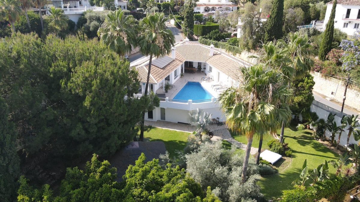 5 Bed Detached Villa in Mijas Costa